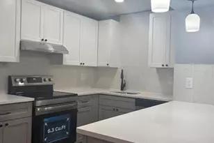 5492 Courtyard Dr, Margate, FL 33063 - Photo 5