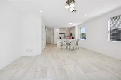 180 SE 5th Ct, Deerfield Beach, FL 33441 - Photo 7