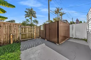 1004 Johnson St, Hollywood, FL 33019 - Photo 47