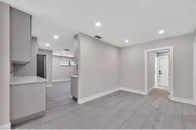 1004  Johnson St, Hollywood, FL 33019 - Photo 9