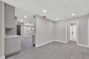 1004 Johnson St, Hollywood, FL 33019 - Photo 9