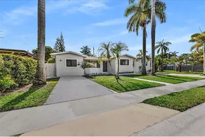 1004  Johnson St, Hollywood, FL 33019 - Photo 3