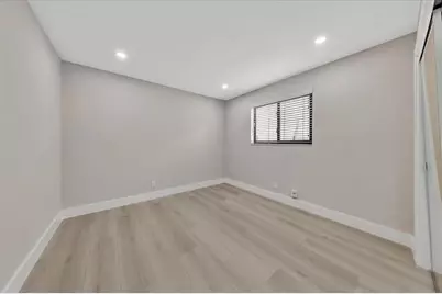 1004  Johnson St, Hollywood, FL 33019 - Photo 29