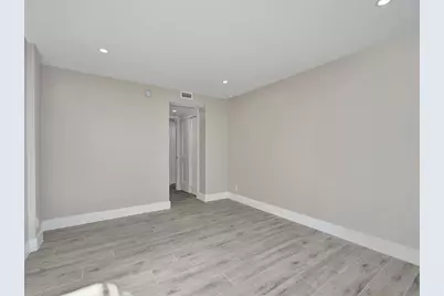 3430  Galt Ocean Dr, Unit #1409, Fort Lauderdale, FL 33308 - Photo 17