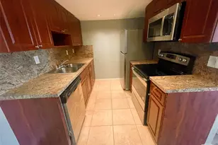 4024 Cambridge B, Deerfield Beach, FL 33442 - Photo 3