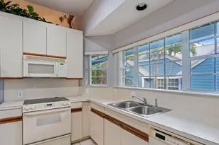 722 Ocean Dunes Cir, Jupiter, FL 33477 - Photo 9