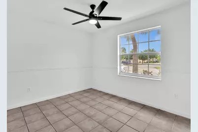 15817  NW 4th Ct, Pembroke Pines, FL 33028 - Photo 17