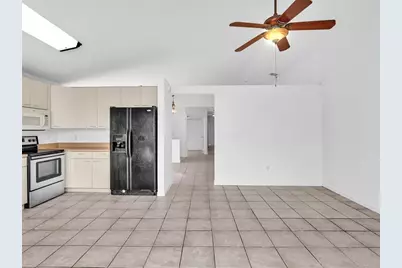 15817  NW 4th Ct, Pembroke Pines, FL 33028 - Photo 7