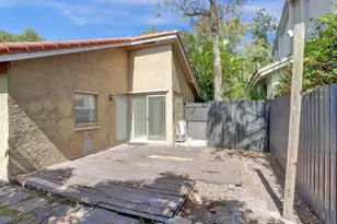 1257 NW 91st Ave, Coral Springs, FL 33071 - Photo 35