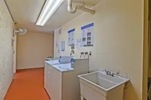 9511 N Hollybrook Lake Dr, Pembroke Pines, FL 33025 - Photo 31