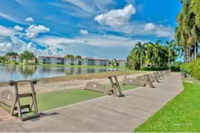 9511 N Hollybrook Lake Dr, Unit #207, Pembroke Pines, FL 33025 - Photo 3