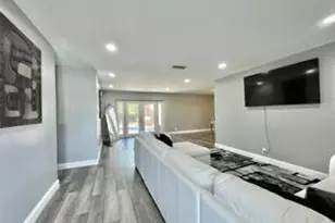 1478 NE 56th St, Fort Lauderdale, FL 33334 - Photo 9