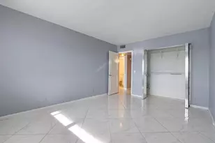 4036 Cornwall B, Boca Raton, FL 33434 - Photo 11