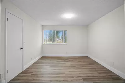 12730  Vista Isles Dr, Unit #821, Plantation, FL 33325 - Photo 23