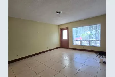4215 NW 52nd Ave, Lauderdale Lakes, FL 33319 - Photo 25