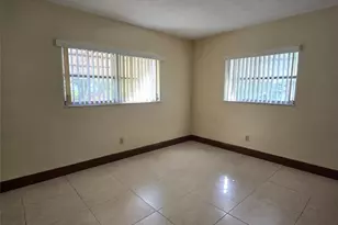 4215 NW 52nd Ave, Lauderdale Lakes, FL 33319 - Photo 19