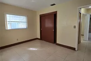 4215 NW 52nd Ave, Lauderdale Lakes, FL 33319 - Photo 21