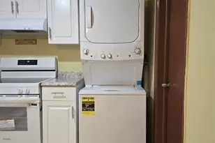 4215 NW 52nd Ave, Lauderdale Lakes, FL 33319 - Photo 11