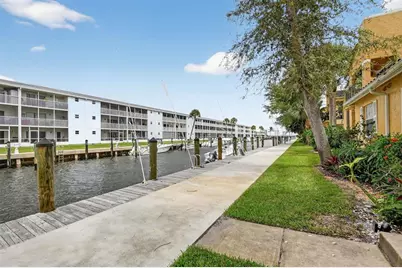 1120  Lake Shore Dr, Unit #103, Lake Park, FL 33403 - Photo 31