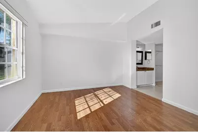 1120  Lake Shore Dr, Unit #103, Lake Park, FL 33403 - Photo 11
