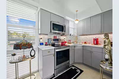 1900 S Ocean Dr, Unit #210, Fort Lauderdale, FL 33316 - Photo 5