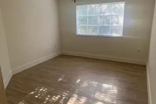 2457 Centergate Dr, Miramar, FL 33025 - Photo 7