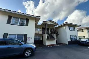 3880 Woodside Dr, Coral Springs, FL 33065 - Photo 23