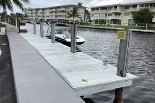 437 Golden Isles Dr, Hallandale Beach, FL 33009 - Photo 29