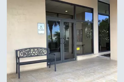 437  Golden Isles Dr, Unit #8A, Hallandale Beach, FL 33009 - Photo 3