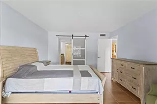 2312 S Cypress Bend Dr, Pompano Beach, FL 33069 - Photo 35