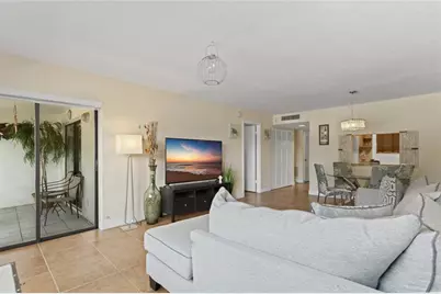 2312 S Cypress Bend Dr, Unit #205, Pompano Beach, FL 33069 - Photo 25