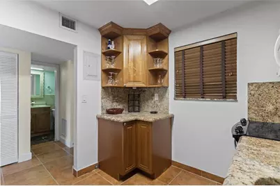 2312 S Cypress Bend Dr, Unit #205, Pompano Beach, FL 33069 - Photo 17