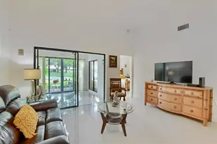 65 Centennial Ct, Deerfield Beach, FL 33442 - Photo 13