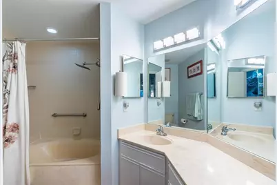 3351  Emerald Oaks Dr, Unit #103, Hollywood, FL 33021 - Photo 43