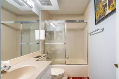 3351  Emerald Oaks Dr, Unit #103, Hollywood, FL 33021 - Photo 45