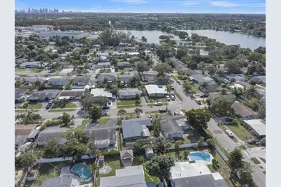 1521 NW 42nd St, Fort Lauderdale, FL 33309 - Photo 49
