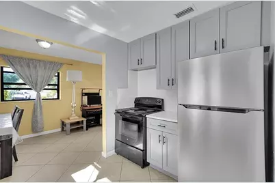 2870 NW 22 Street, Fort Lauderdale, FL 33311 - Photo 13