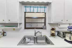 5277 SE Sea Island Way, Stuart, FL 34997 - Photo 13