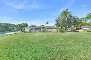 5277 SE Sea Island Way, Stuart, FL 34997 - Photo 29