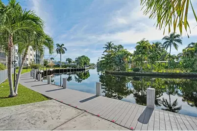 3000 NE 16th Ave, Unit #305, Oakland Park, FL 33334 - Photo 17