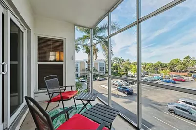 3000 NE 16th Ave, Unit #305, Oakland Park, FL 33334 - Photo 9