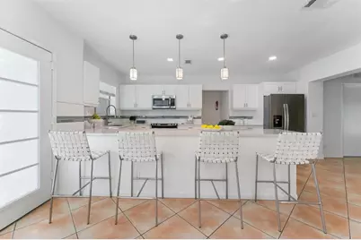 3203  Dover Rd, Pompano Beach, FL 33062 - Photo 9