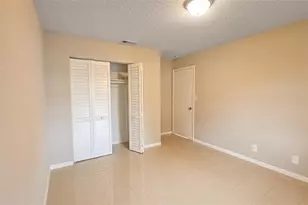 416 Lakeside Dr, Margate, FL 33063 - Photo 9