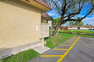 416 Lakeside Dr, Margate, FL 33063 - Photo 23