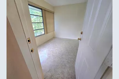 3531 NW 50th Ave, Unit #609, Lauderdale Lakes, FL 33319 - Photo 5