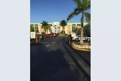 3040 NE 16th Ave, Unit #303 A, Oakland Park, FL 33334 - Photo 11