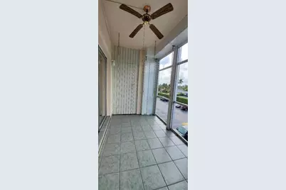 3040 NE 16th Ave, Unit #303 A, Oakland Park, FL 33334 - Photo 9
