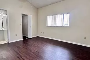 2550 SW 18th Ter Unit, Fort Lauderdale, FL 33315 - Photo 9