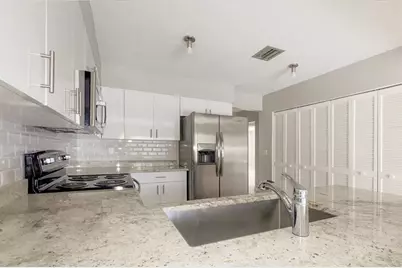 2857 NE 2nd Ave, Boca Raton, FL 33431 - Photo 7