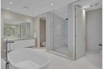 700 NE 26th Ter, Unit #4702, Miami, FL 33137 - Photo 21